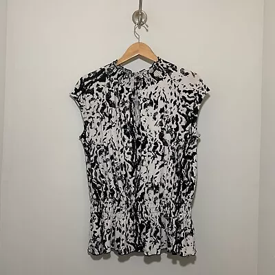 MILANO - Women's Cap Sleeve Keyhole Neckline Shirred Top - Size XL • $9.79