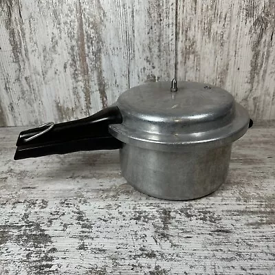 Vintage MIRRO-MATIC 4Qt 394M The Finest Aluminum Pressure Cooker Made In USA • $19.97