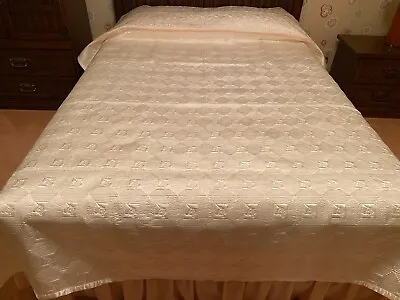 New Vintage Quilted Satin Floral Pattern Bedspread With Embroidery • $69.99