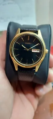 Seiko Quartz Black Dial Gold Tone Mens Vintage  1990s Watch • $39.99