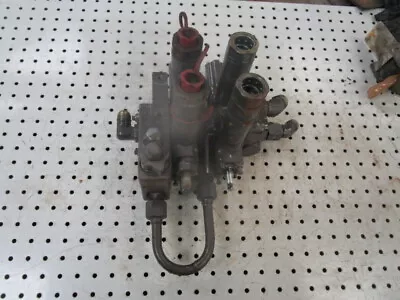 For Massey Ferguson 3070 Two Bank Double Acting Spool Valve Assembly  • £300