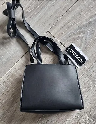 H&M Black Vegan Crossbody Handbag • £7.99