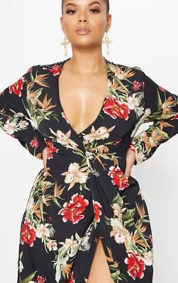  Prettylittlething Plus  Black Floral Twist Front Maxi Dress Size 16 BNWT • $25