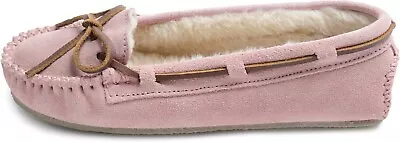 Minnetonka Slippers Size 8m (id#2513) • $31.50