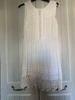 Ladies Oasis Dress Size 14 • £7.99