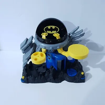 Imaginext DC Super Friends Batman Batcave Playset • £0.99