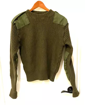 DSCP Valor Collection Military Army Green Wool Sweater W/ Epaulettes Sz 44 • $18