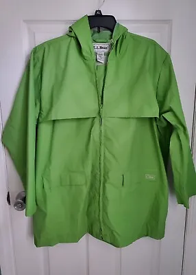 L.L. BEAN Vintage Avocado Green PVC Hooded Rain Jacket Zipper Womens Petite XL • $21.99