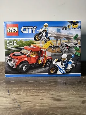 Lego City 60137 Tow Truck Police Bikes • $35