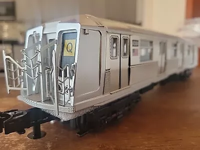 Mth Mta Nyc Subway R40 Q Train One Add-on Car Only O Scale/ Gauge Premier BMT • $259.99