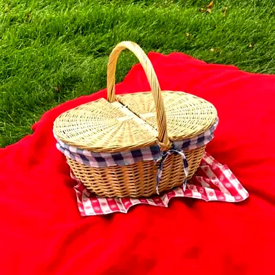 Vintage White Sox Picnic Basket In The Park Lined Wicker W/Handle 16x13x8 Photos • $18