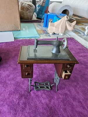 Dollhouse Miniature Furniture Mini Sewing Machine  • $4.99