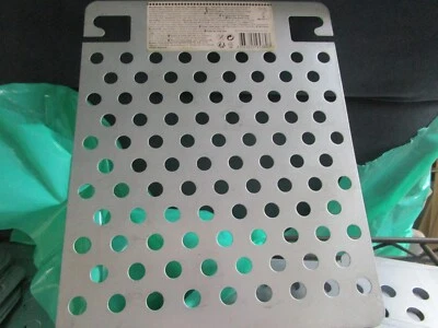 £3.99 • Buy 1 X Metal Zinc Coated  Steel Grids 19.5cms X 24.5cms
