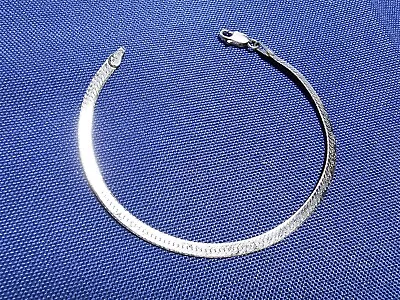 Grandma Grabe's Beautiful Vintage 925 Sterling Silver Herringbone Bracelet • $0.75