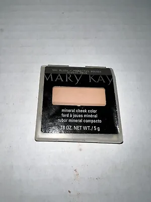 MARY KAY SHY BLUSH Mineral Cheek Color .18 Oz NOS NEW 1 #012974 Lot #RB19 • $7.77