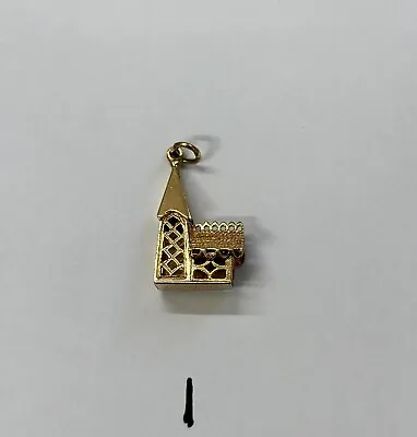 9ct Gold Pre Owned Charms • £107
