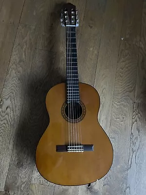 £99 • Buy Yamaha Classic Acoustic Guitar CS40. 3/4 Size With Nylon Strings For Children