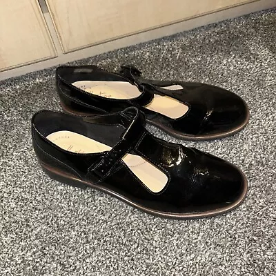 Ladies Clark’s Size 5E Black Patent T Bar Shoes • £10