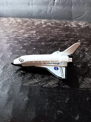 Matchbox Mattel Inc. Space Shuttle About 4  Long 2.5  Wide Discovery SB89 • $3.50