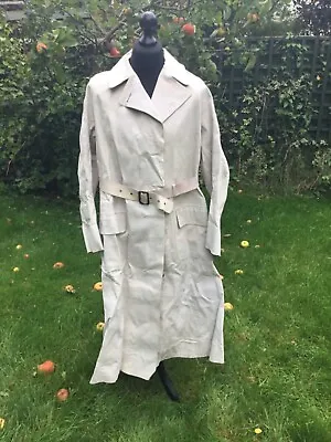 Mackintosh Trench Coat.  Rubberised. Andersons Of England. 40/42R. • £149.50