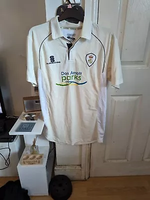 Derbyshire County Cricket Shirt Size Medium • £20