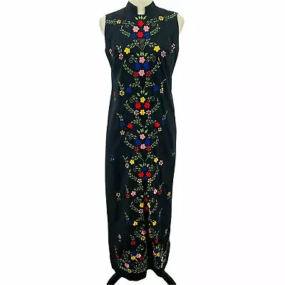 Vintage Colorful Embroidered Sleeveless Dress Hight Neck Womens Medium • $39.98