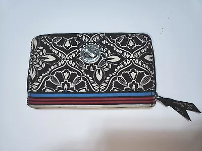 Vera Bradley Wallet Barcelona Turn Lock Zip Around  Black White Red • $7.95