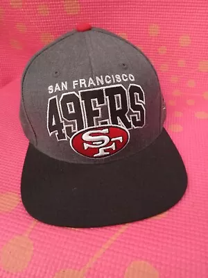 San Francisco 49ers  Cap Snapback  Mens Black & Grey Mitchell Ness NFL Football • $23.95