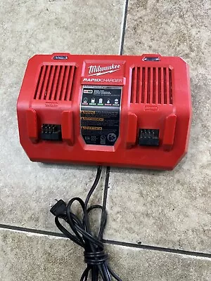 Milwaukee 48-59-1802 M18 Dual Bay Simultaneous Rapid Charger • $80