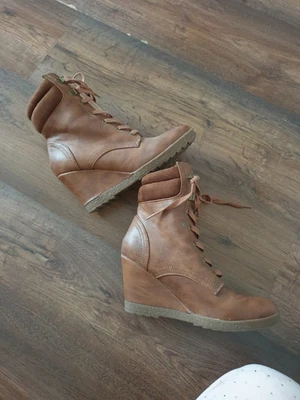 £6.49 • Buy Red Herring Womens Boots Size 5