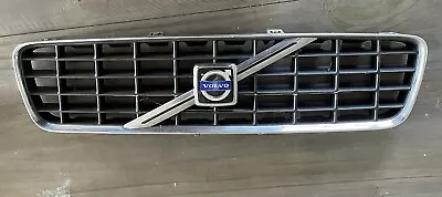 Volvo OEM Upper Front Chrome Grille 9151881/9190740 For S60 2001-2004 • $44.99