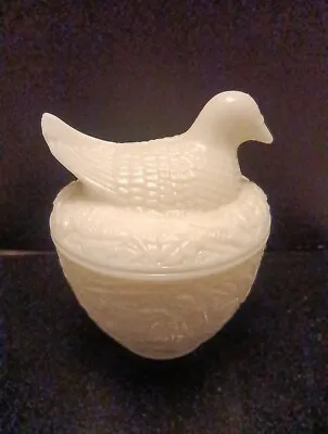 Vintage 1970 S Avon Bird On Nest Milk Glass Covered Sugar Bowl. Beautiful  • $25