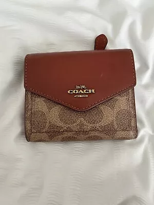 £40 • Buy COACH Leather Tri-fold Wallet Purse Small - Brown USED