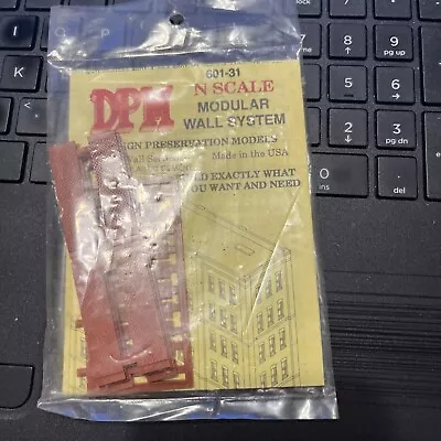 Dpm N Scale Modular Wall System 601-31 - New (n) • $15