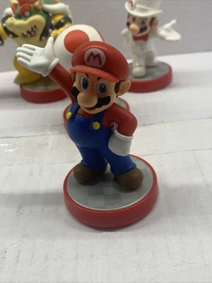 $24.99 • Buy Amiibo Super Mario Bros Mario Figure Nintendo 8cm VGC