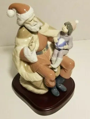 Lladro  A Christmas Wish   Papa Noel With Child No. 5.711 Original Box RETIRED  • $219.11