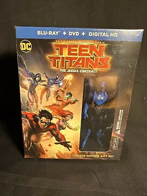 Teen Titans The Judas Contract Limited Edition Gift Set Blu-Ray & Figure DCU • $20