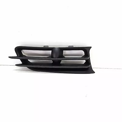 Volvo S70 V70 1998 1999 2000 Bumper Cover Grille Genuine 9151510 • $16.95