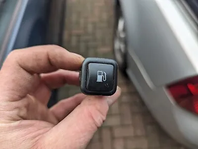 VW Golf MK4 Petrol Cap Release Button - 3B0959833A • $8.70