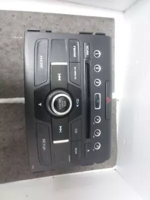 Radio Receiver AM FM CD 7 Speaker EX-L Fits 12-14 CR-V 39100-T0A-A21 • $84.98