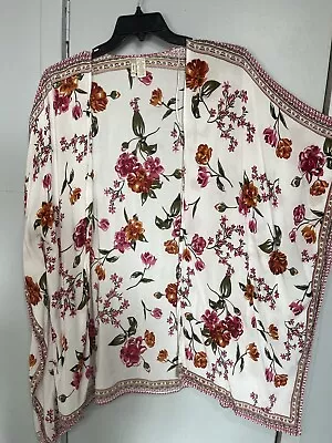 Japna Oversized Floral Kimono One Size • $24.99