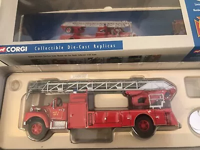 Corgi #53001 Mack B Ladder Truck Milwaukee Fire • $5