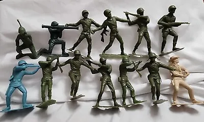 Lot Of (13) WW II 6  Toy Soldiers - PlastiMarx Tim-Mee Unmarked - NICE • $32.88