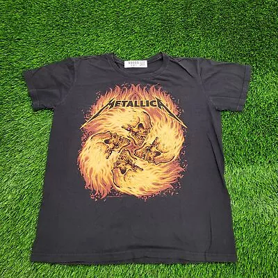 Metallica Heavy Metal Band Shirt Women Large-Short 21x24 Fire Burning Skull 2009 • $18.53