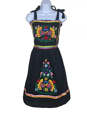 $30 • Buy Vava By Joy Han Black Sleeveless Black Multicolor  Peacock Print