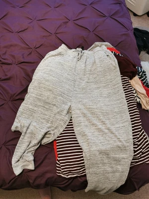 £5 • Buy TU Maternity Jogging Bottoms, Size 12 Over The Bump