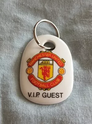 Manchester United VIP Guest Fine China Keyring. • £3.99