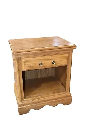 Vintage Oak Bedroom Nightstand Or End Side Table American Drew Furniture • $225