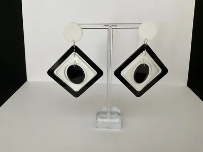 £6.25 • Buy Long Drop Black And White 60’s Mod Style Earrings