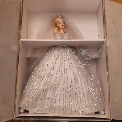 24505 MILLENNIUM BRIDE BARBIE 2000 (Limited Edition #7498/10000) • $250